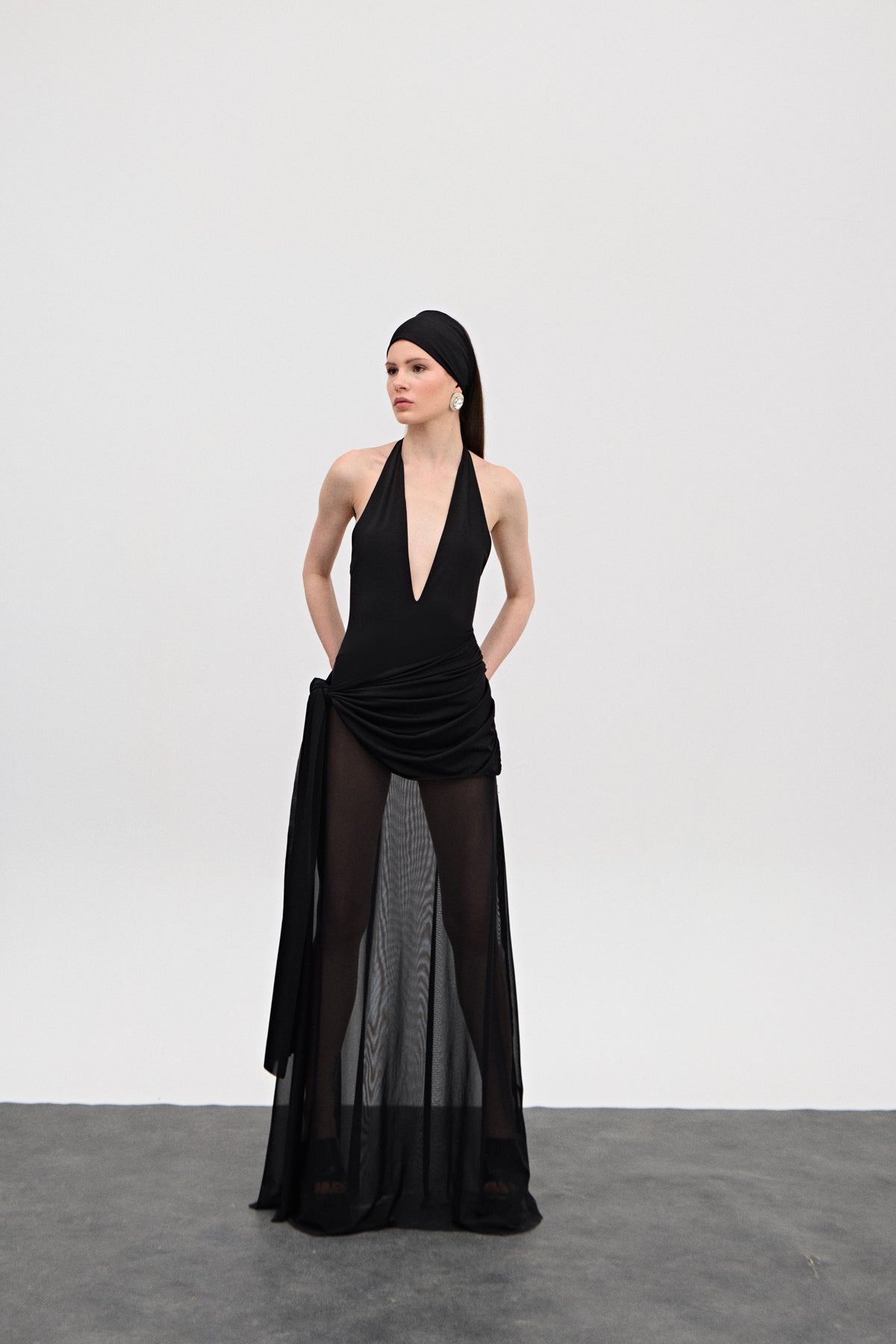 Rinna Siyah Drapeli Tül Elbise