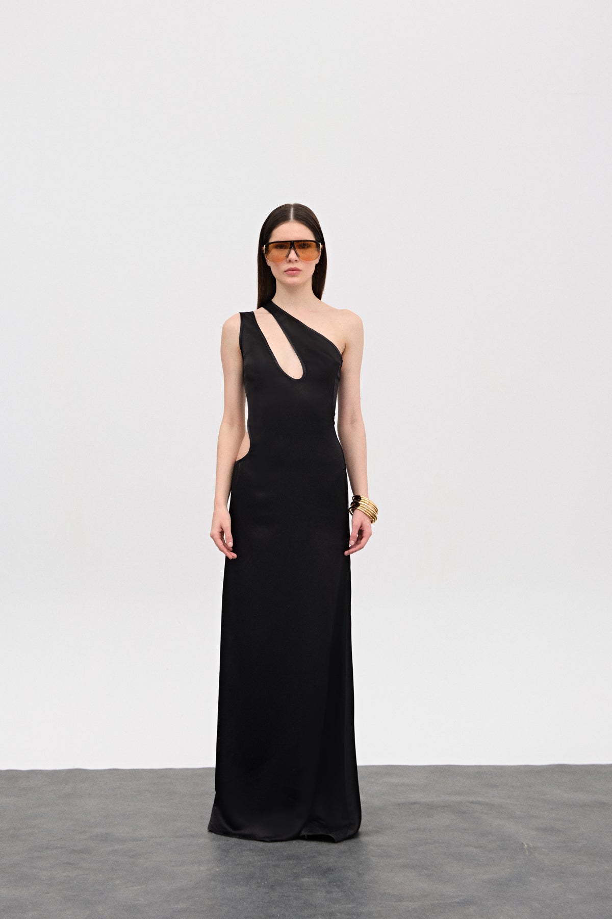 Chloe Siyah Saten Uzun Elbise