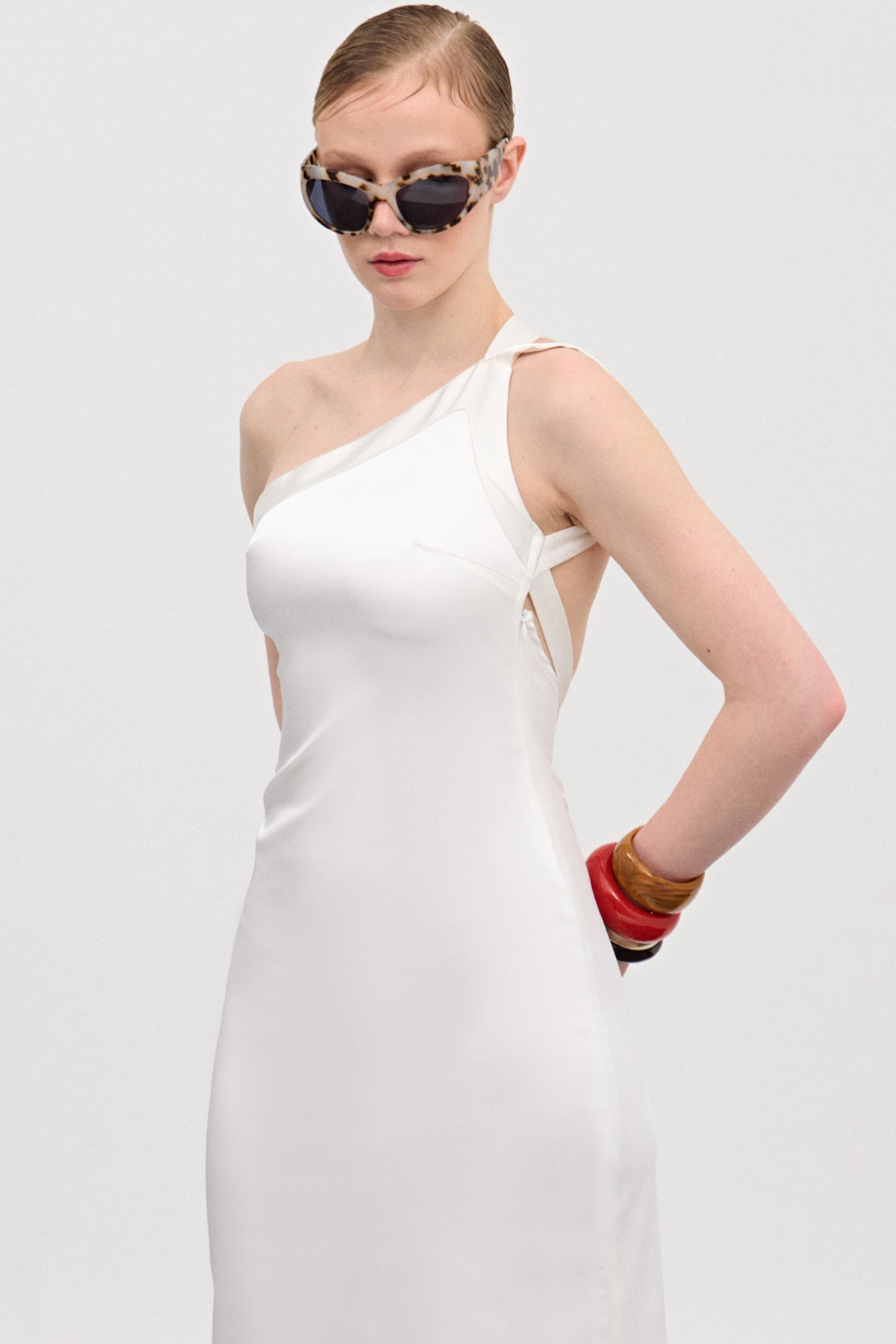 Stella Saten Beyaz Uzun Elbise