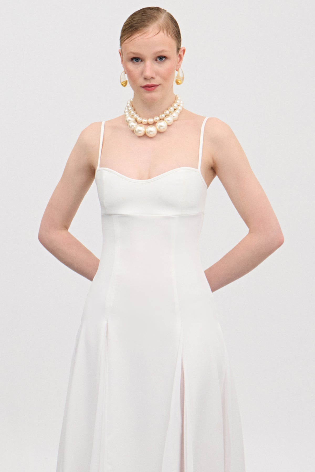 Soleil Beyaz Şifon Uzun Elbise