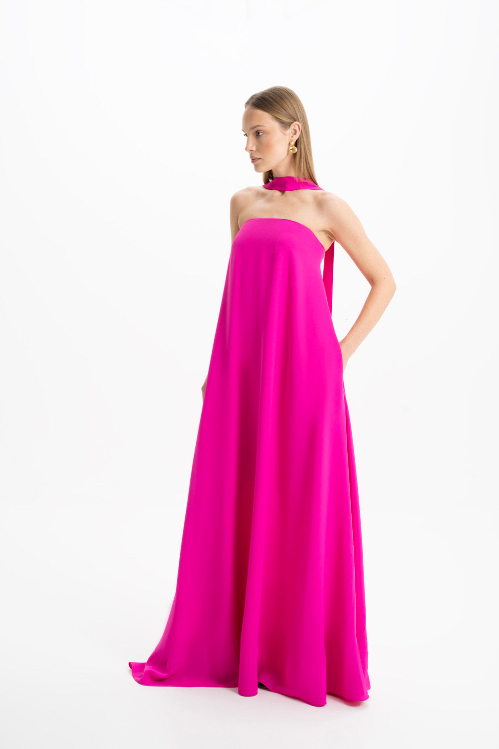 Amy Pembe Straplez Maxi Elbise