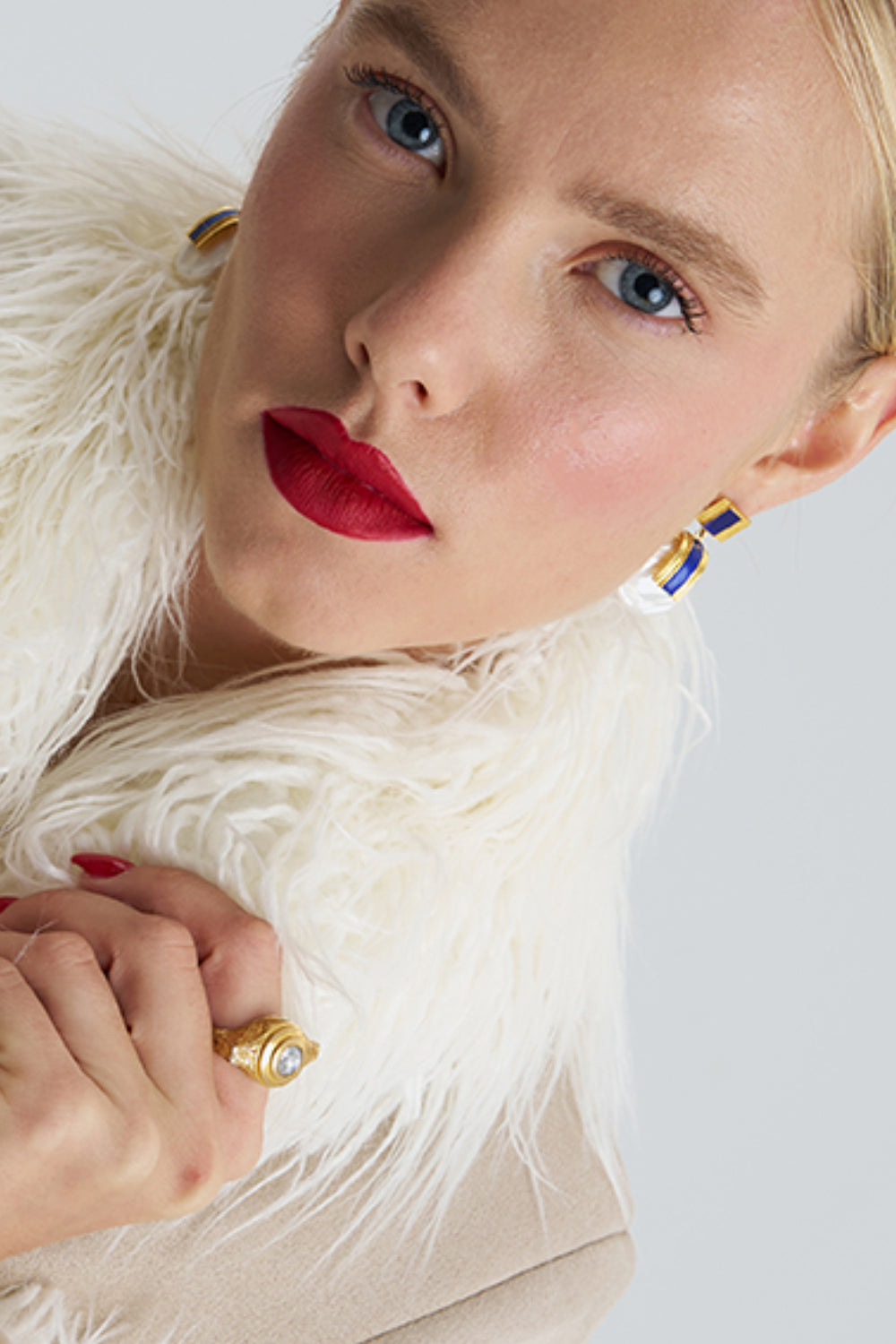 Midnight Blue Pearl Gold Earring